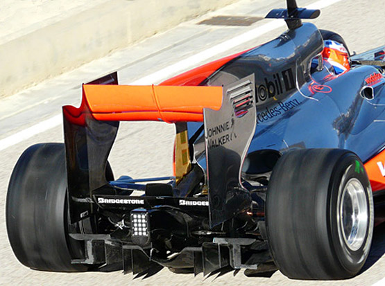 McLaren MP4-25 difuzor