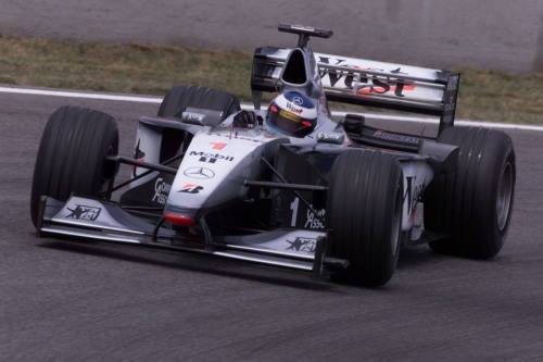 Na McLarenu dobyl Mika dva mistrovské tituly