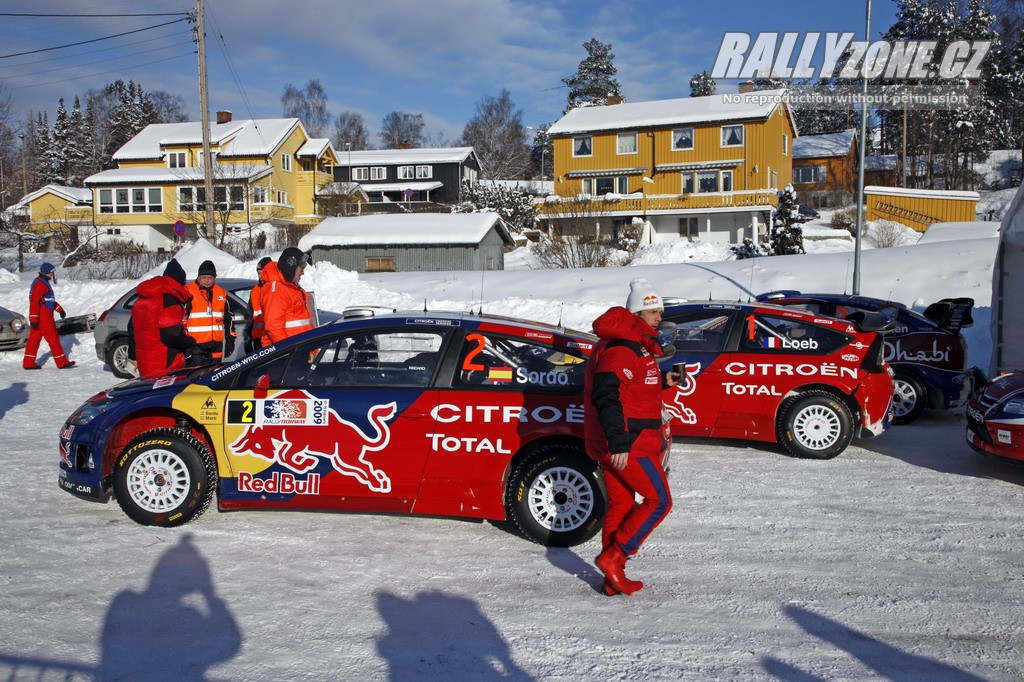 Sébastien Loeb byl opravdovým mistrem - dokázal vyhrát i na sněhu
