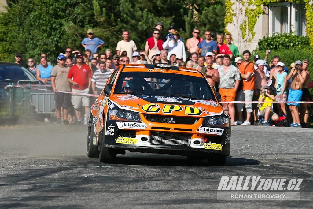 rally bohemia