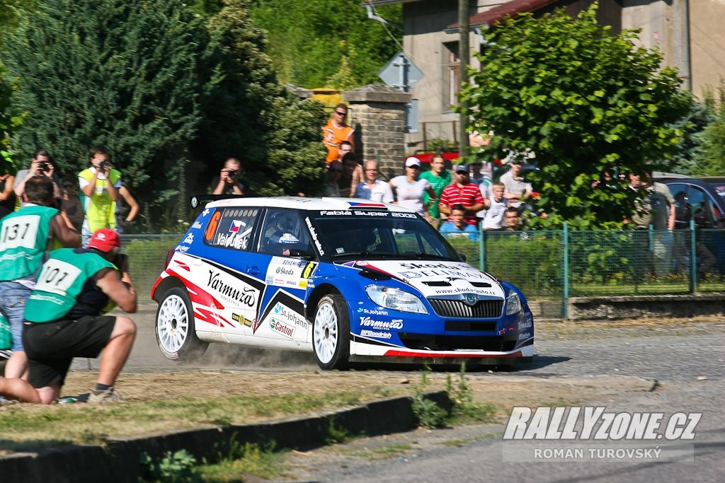 rally bohemia