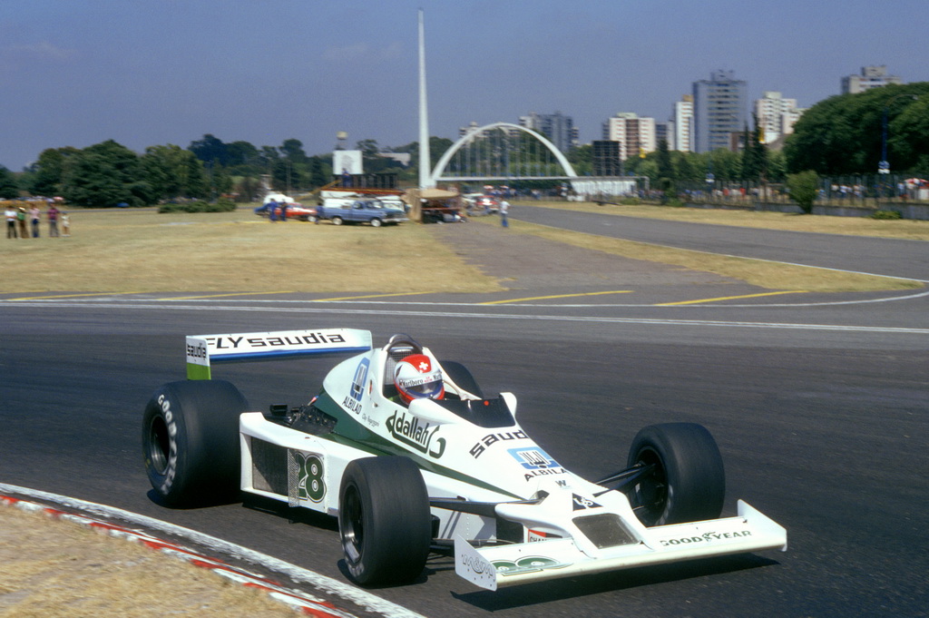 Clay Regazzoni s Williamsem FW06 ve Velké ceně Argentiny 1979