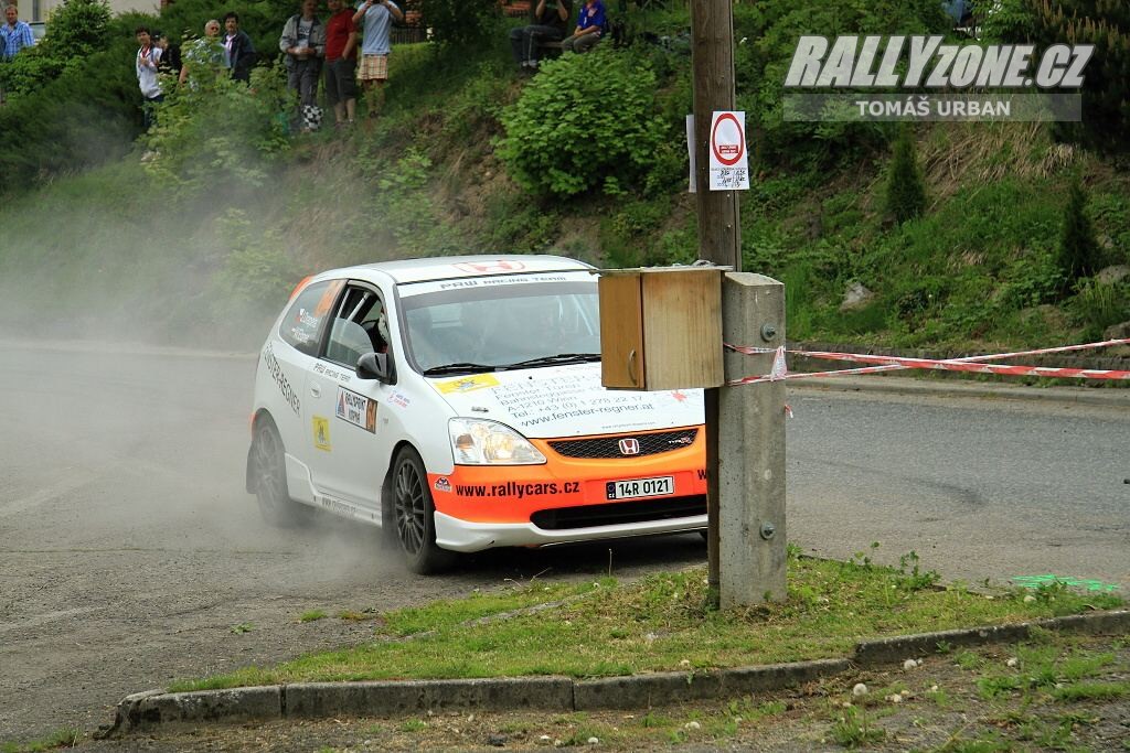 rally kopná