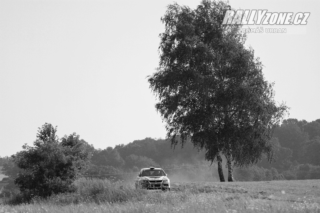 rally kostelec