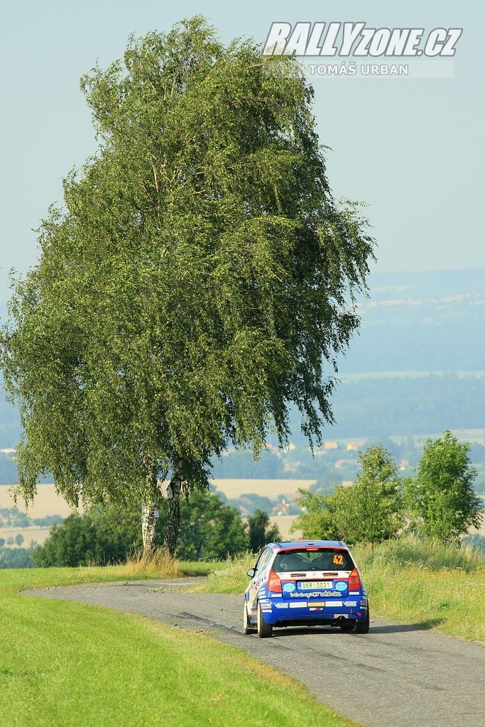 rally kostelec