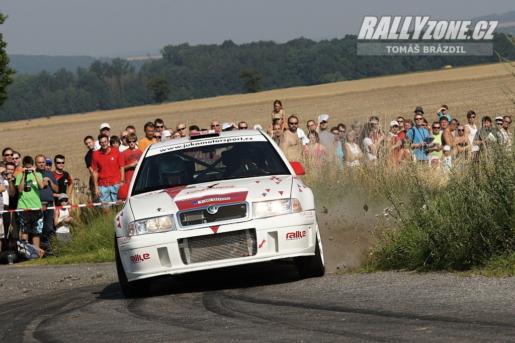 rally kostelec