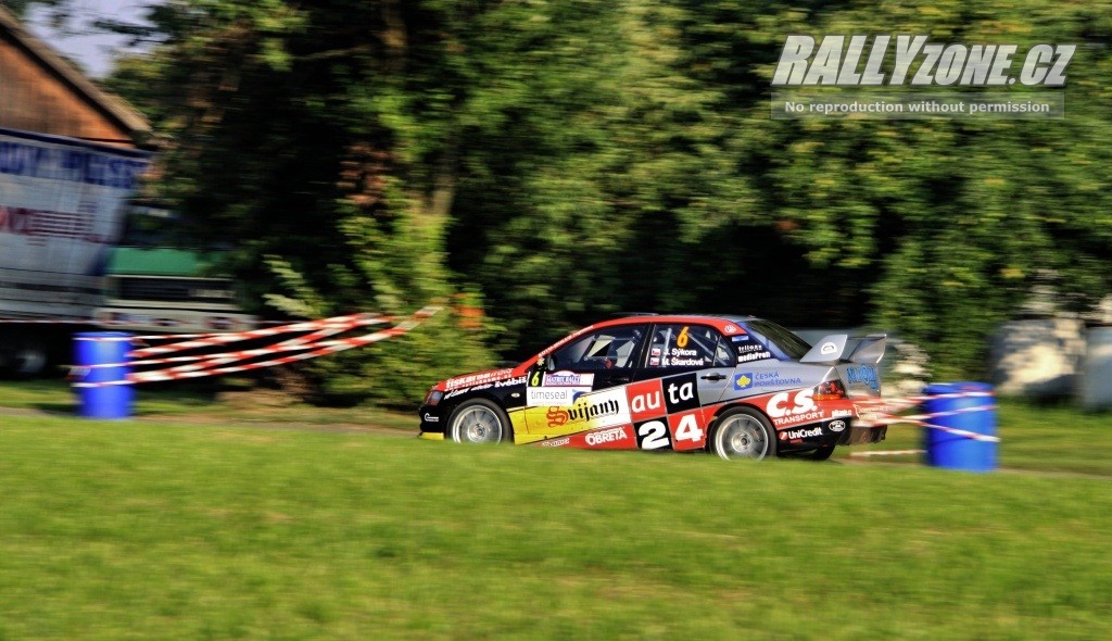 rally kostelec