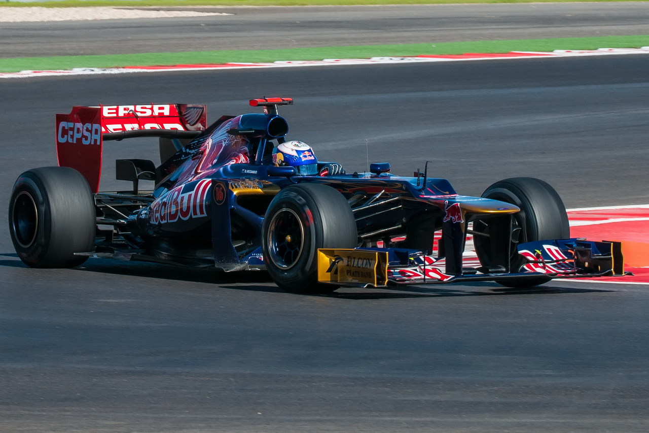 Rok 2012: Ricciardo v kokpitu Toro Rosso TR7