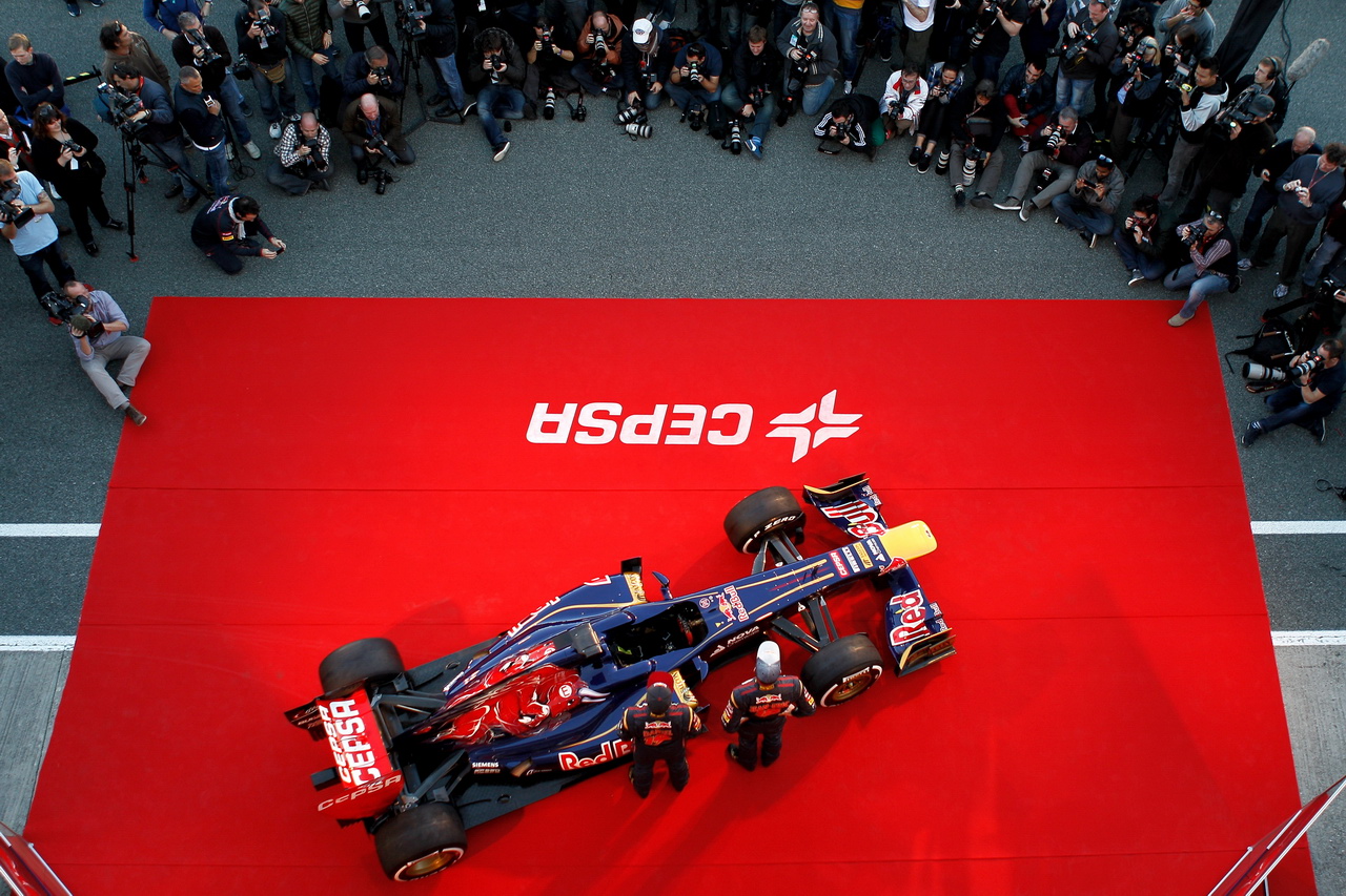 toro rosso str8