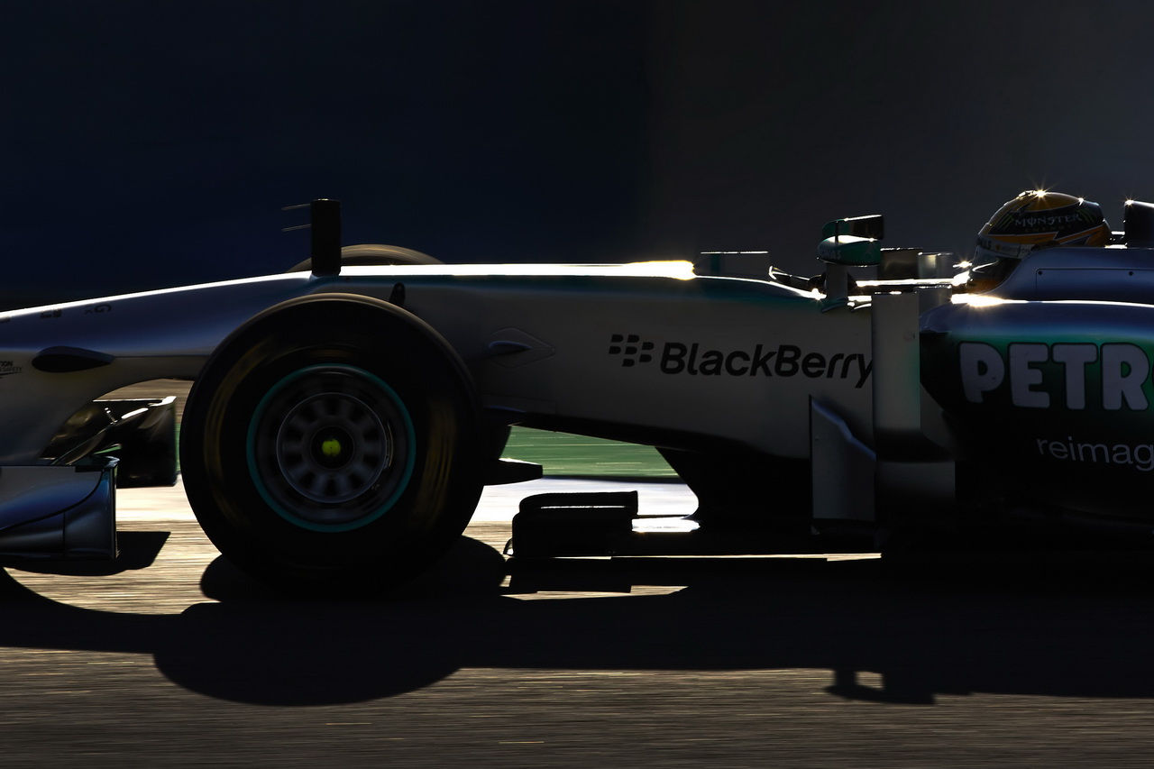 Mercedes F1 W04