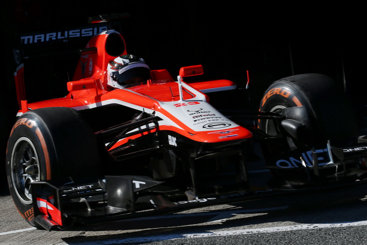 Marussia MR02