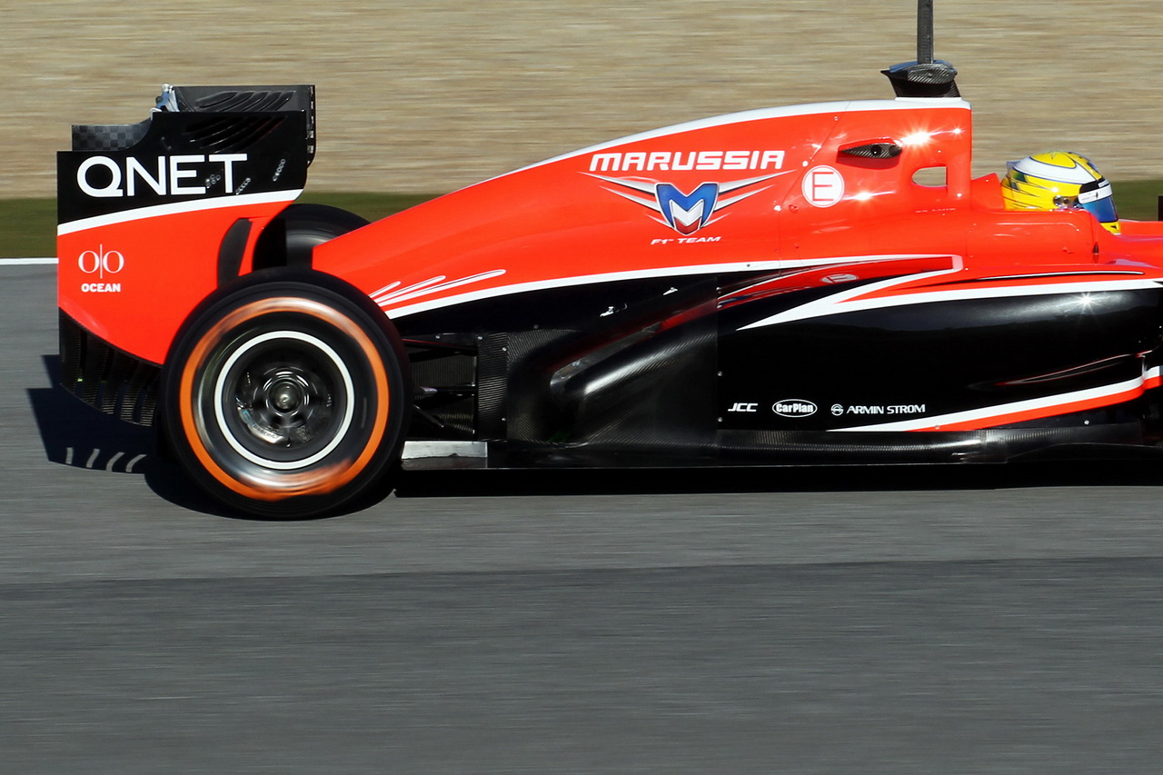 Marussia MR02