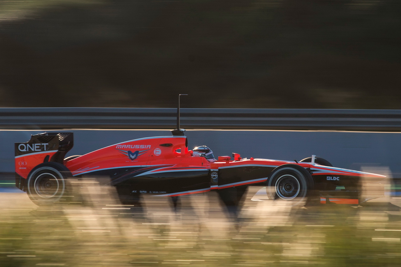 Marussia MR02