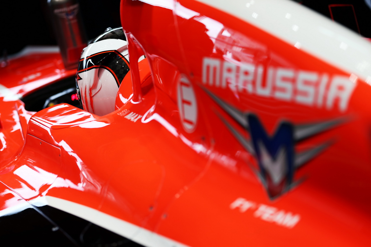 Marussia MR01