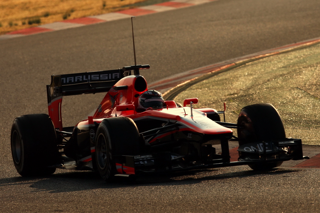 Marussia MR02