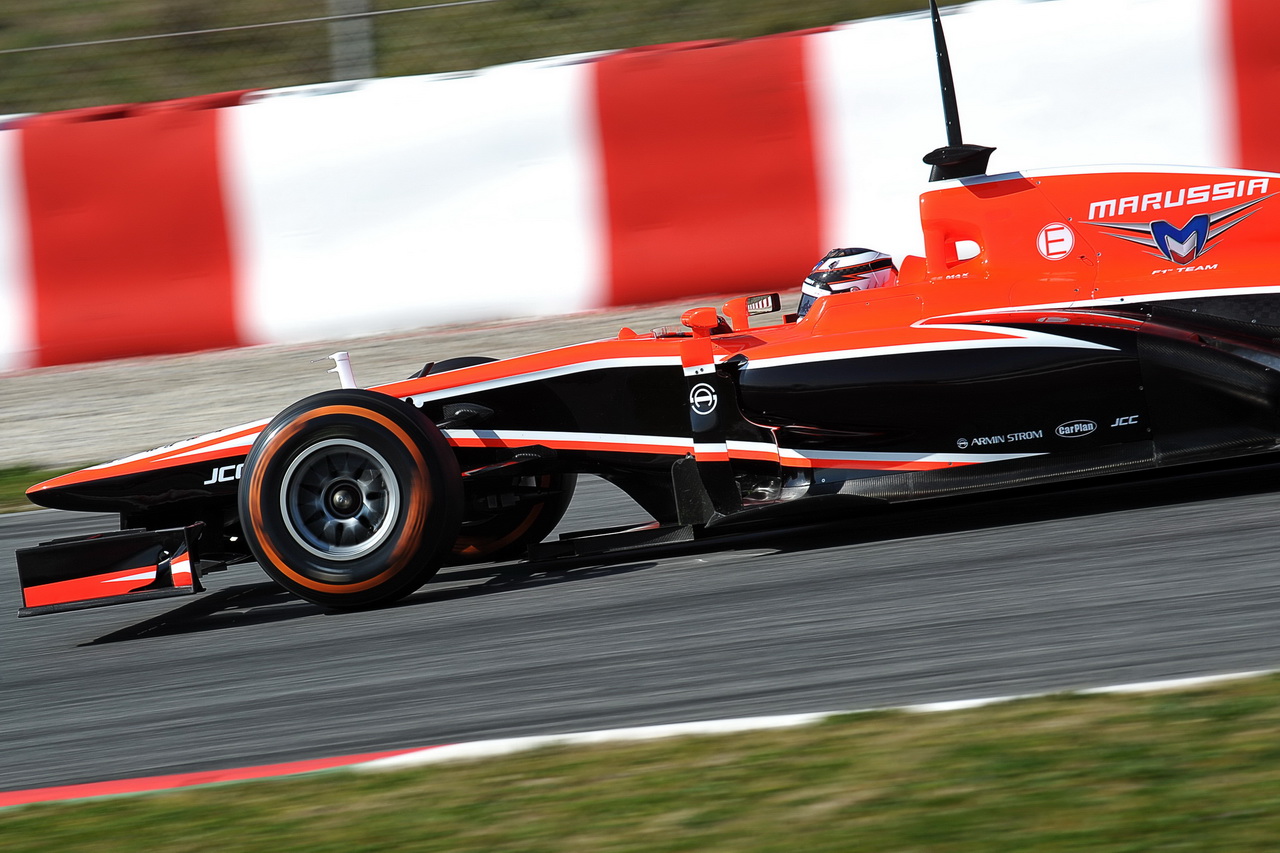 Marussia MR02