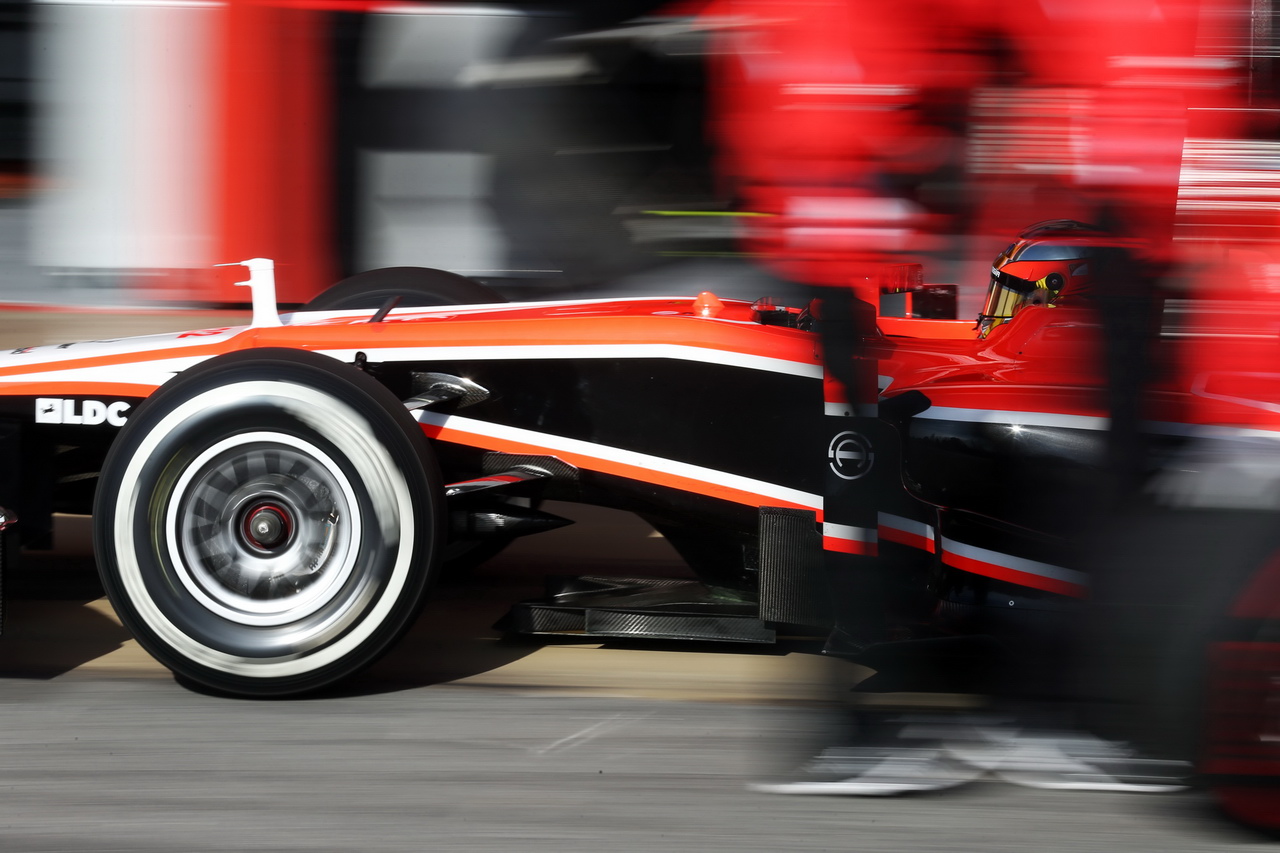 Marussia MR02