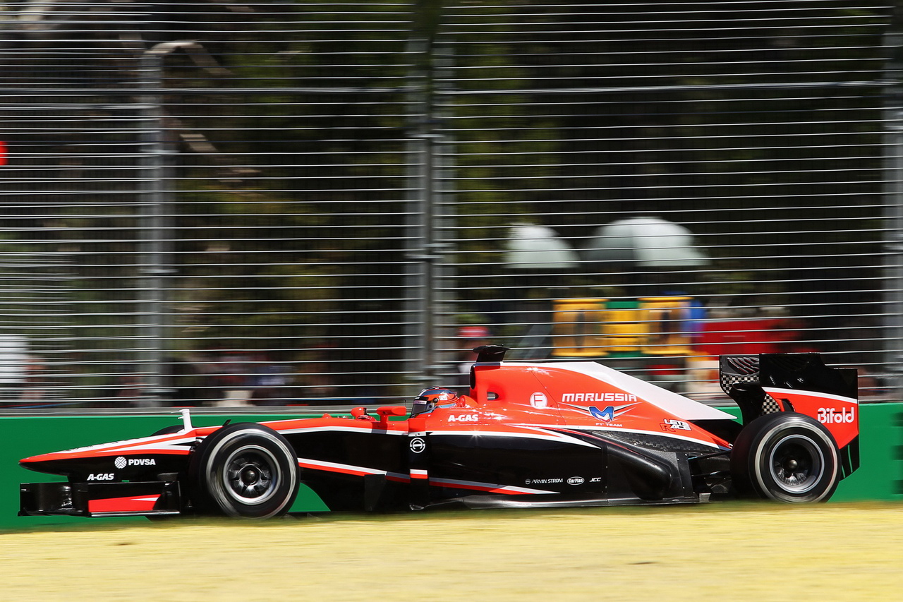 Marussia MR02