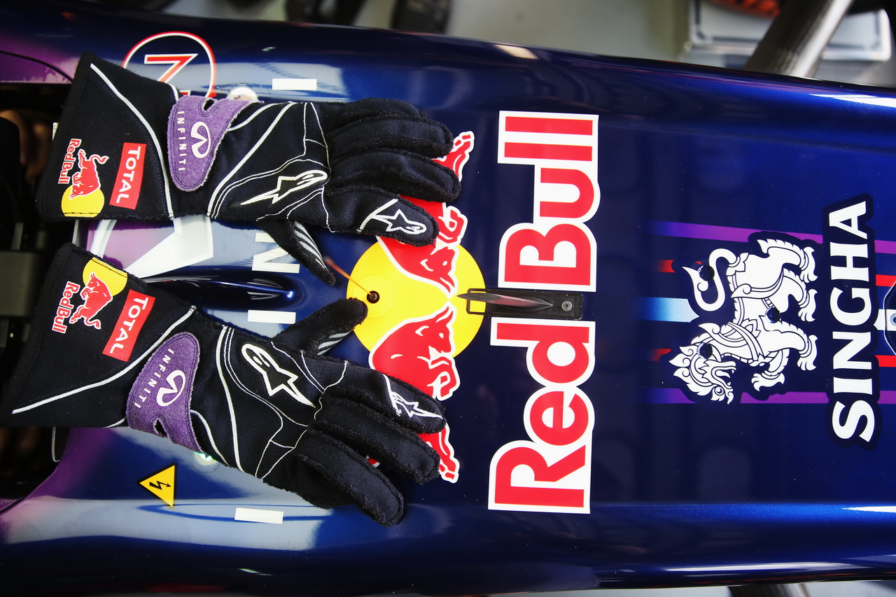 red bull rb9