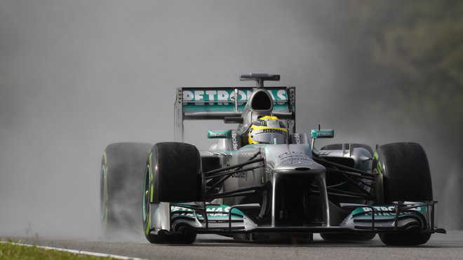 Mercedes F1 W04