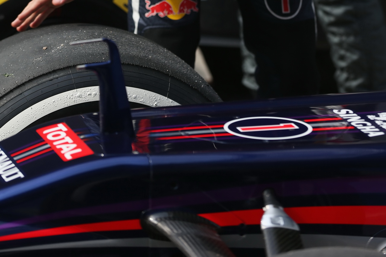 red bull rb9