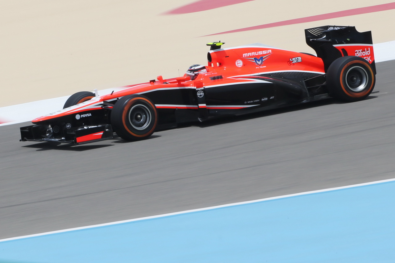 Marussia MR02