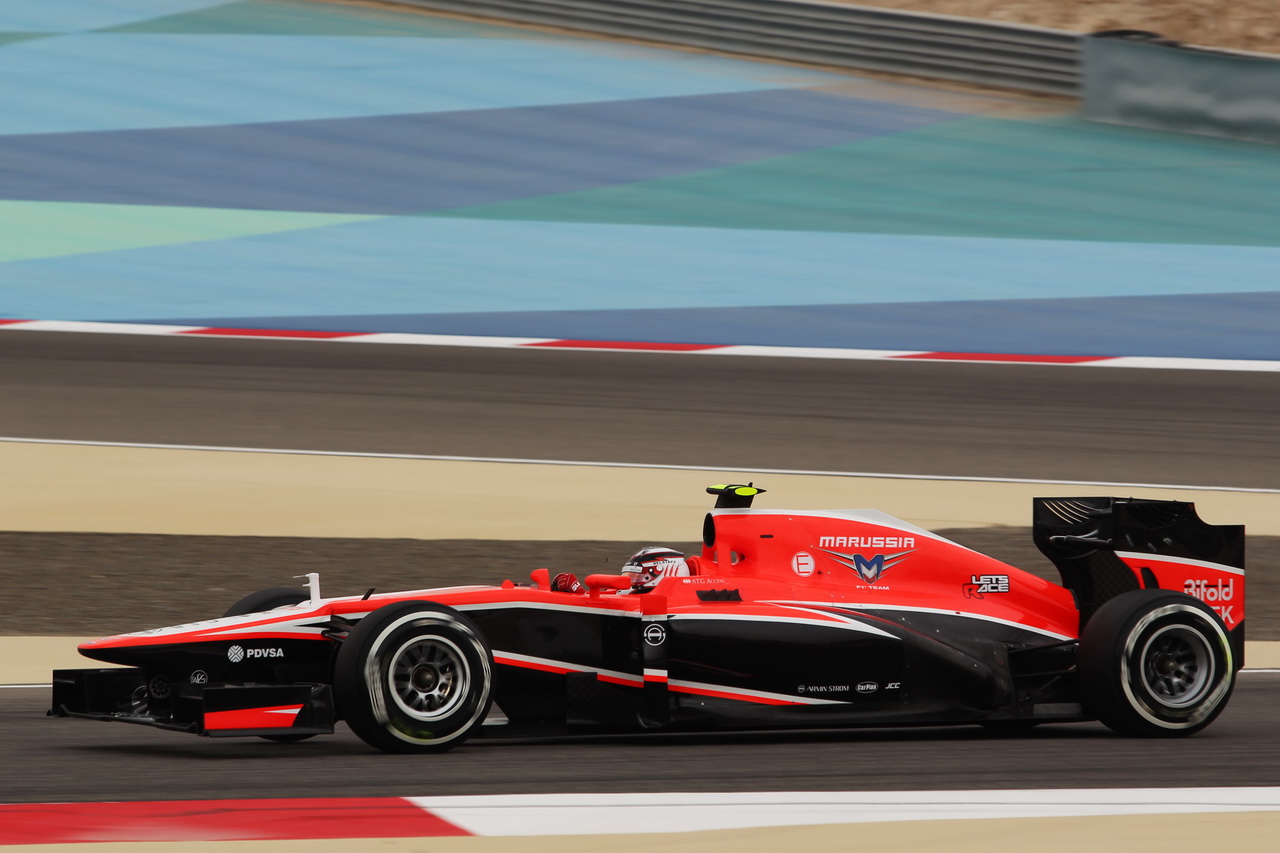 Marussia MR02