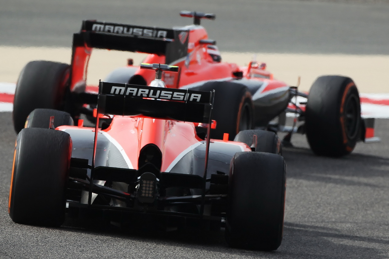 Marussia MR02