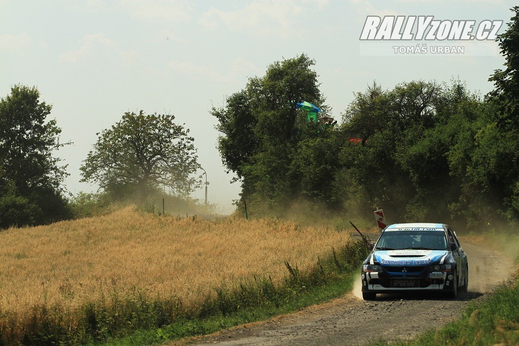 rally kostelec