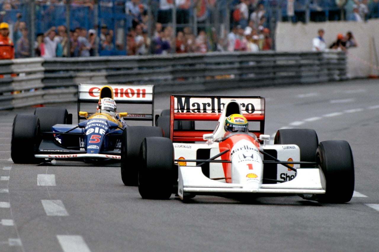 I v roce 1992 postihly tým smolné chvíle, jako třeba Mansella v Monaku