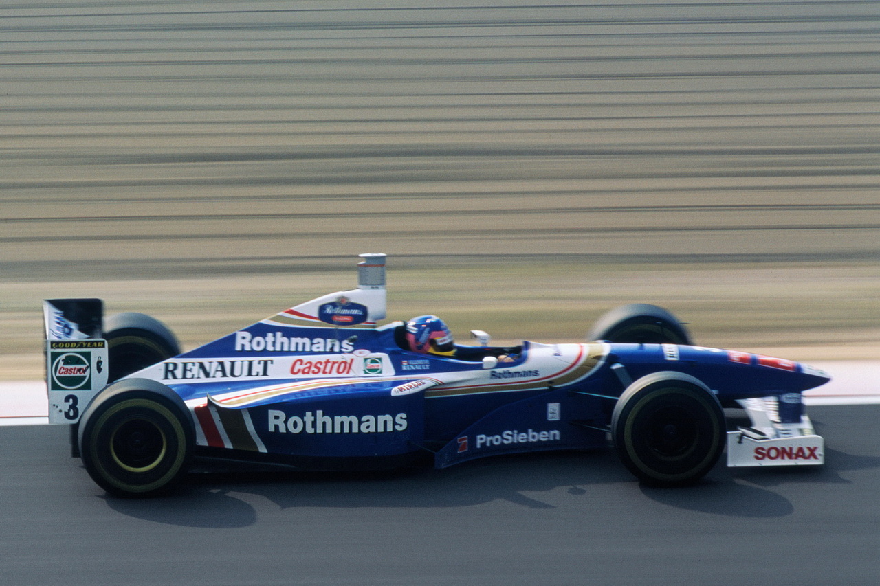 Bitvu "tří" o pole-position nakonec vyhrál Villeneuve