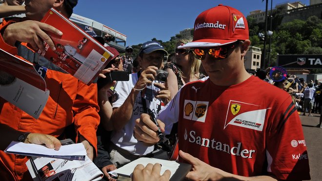 Kimi přes titul Iceman patří k jednomu z nejoblíbenějších pilotů F1