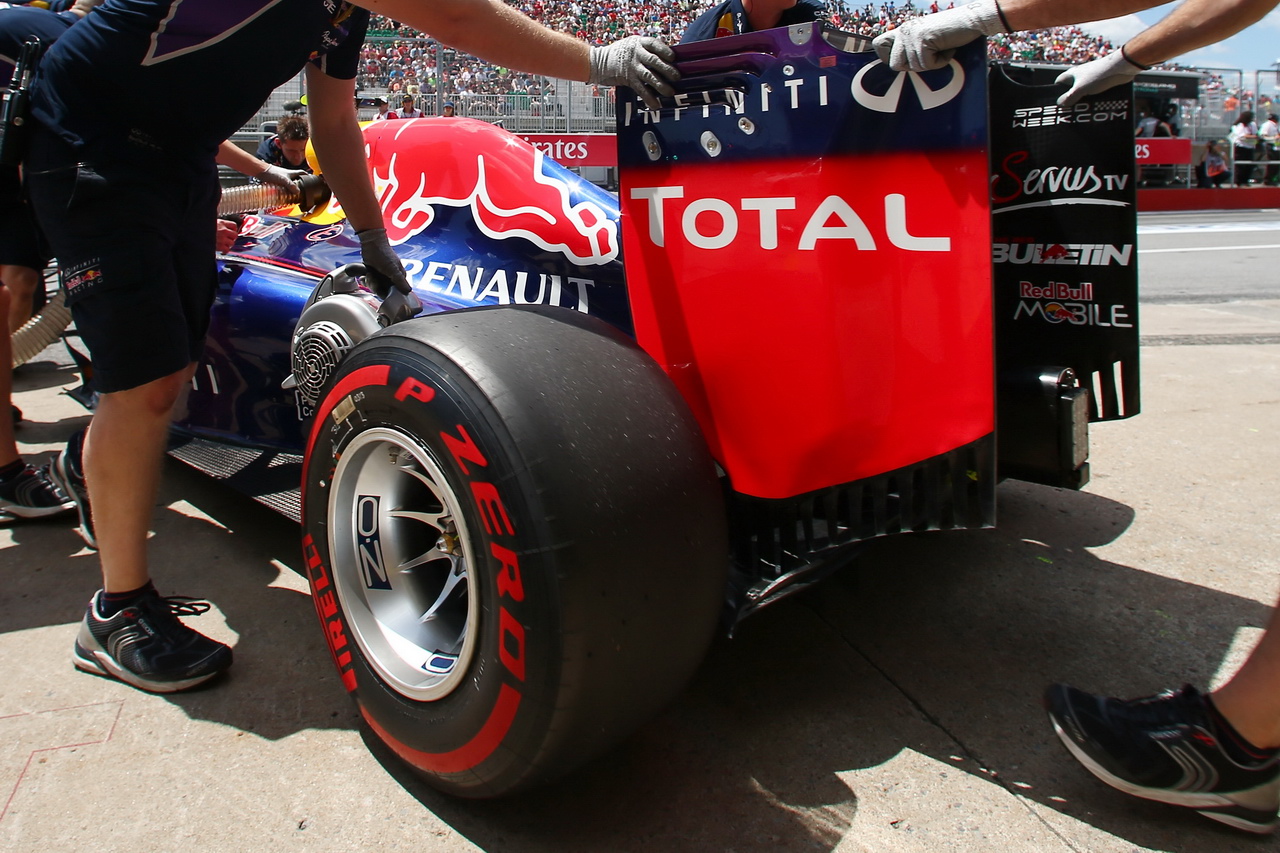 red bull rb10