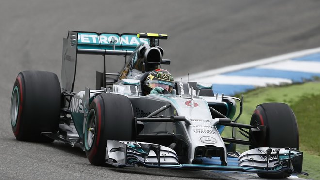 Nico Rosberg završil vyhranou kvalifikací úspěšné působení v trénincích (ilustrační foto)