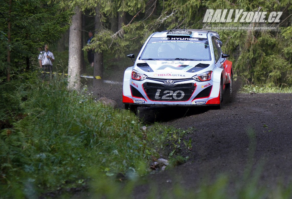 Hänninen se spolupodílel i na vývoji předešlé generace Hyundai i20 WRC
