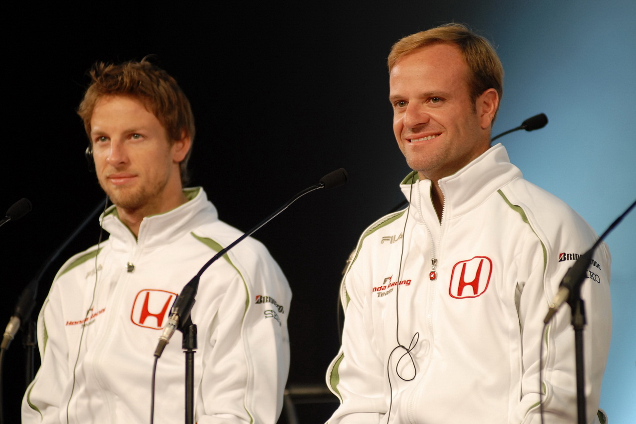 Bývalí týmoví kolegové - Jenson Button a Rubens Barrichello
