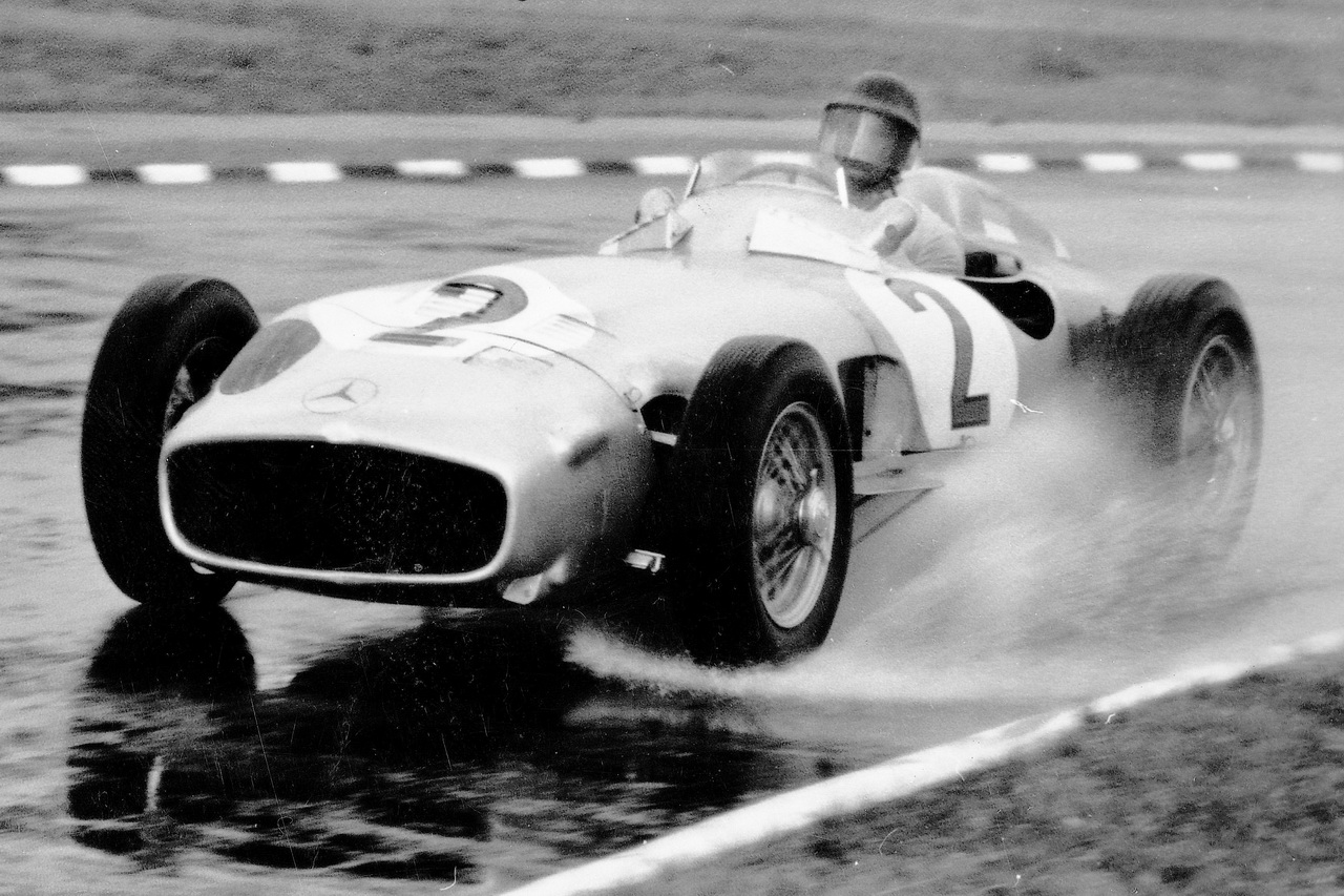 Mercedes může navázat v Argentině na úspěch Fangia z roku 1955