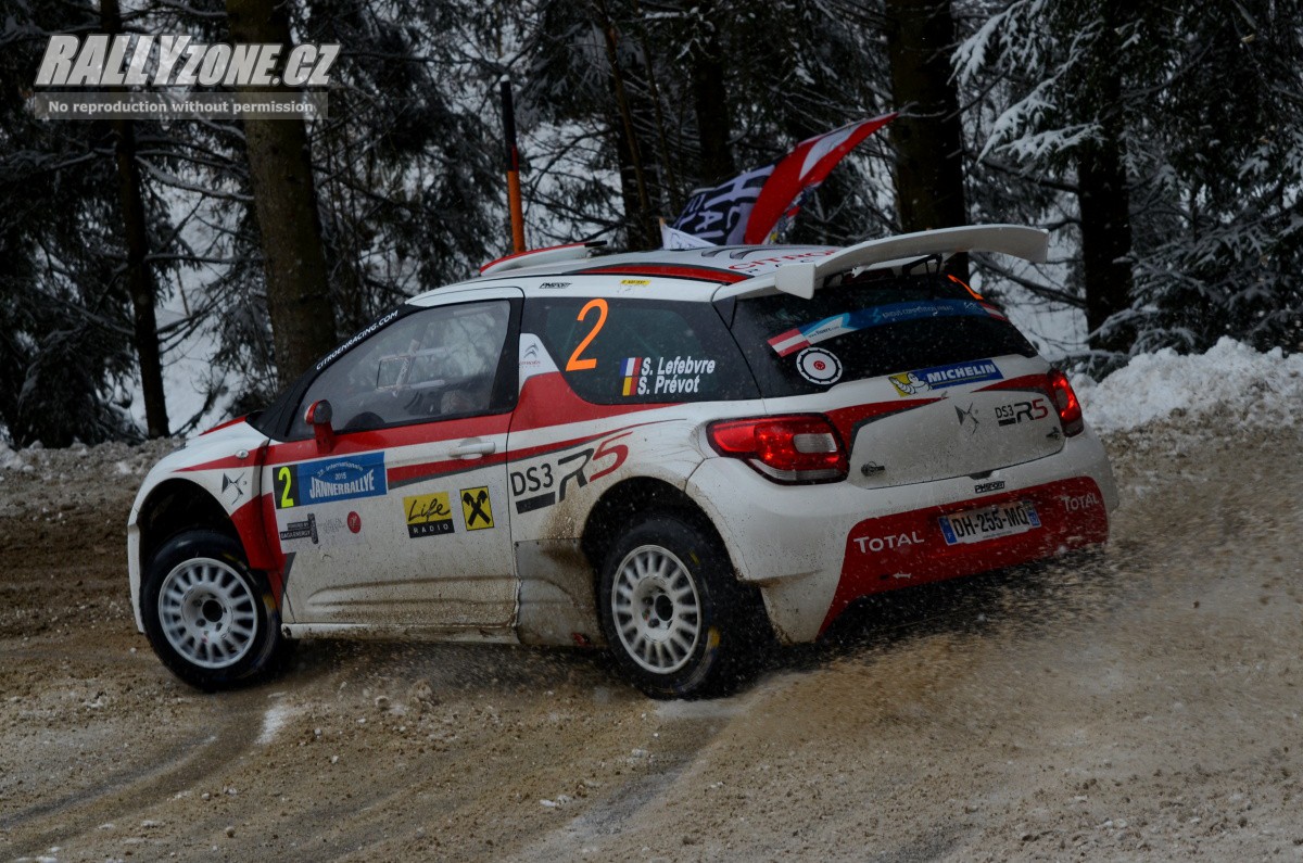 Na Jänner Rally jsme mohli Lefebvra vidět za volantem DS3 R5