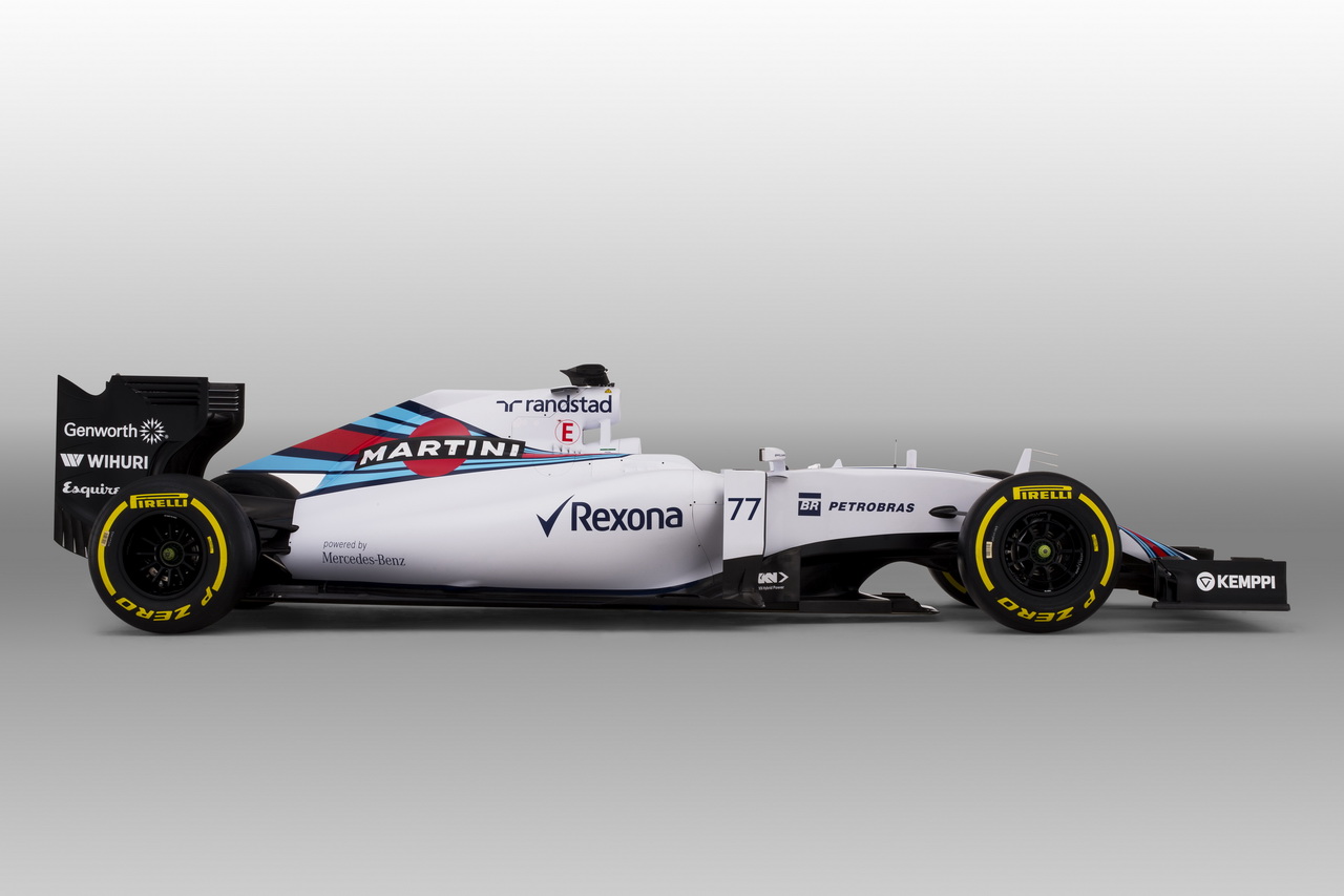Williams FW37 těžil z dominantní pohonné jednotky Mercedes