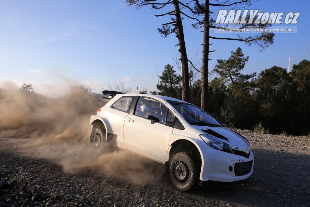 Na testy Toyoty Yaris WRC od TMG si dobře vzpomínáme...