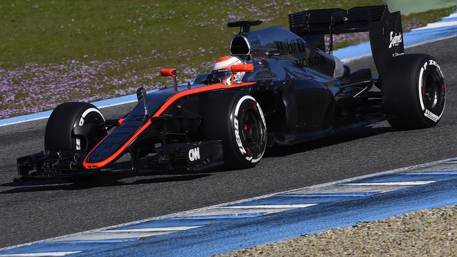 McLaren MP4-30 při testech v Jerezu