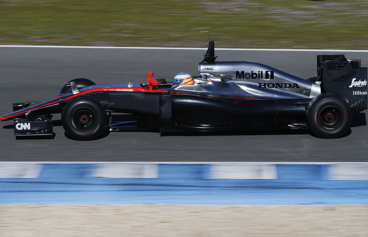 McLaren během testování v Jerezu
