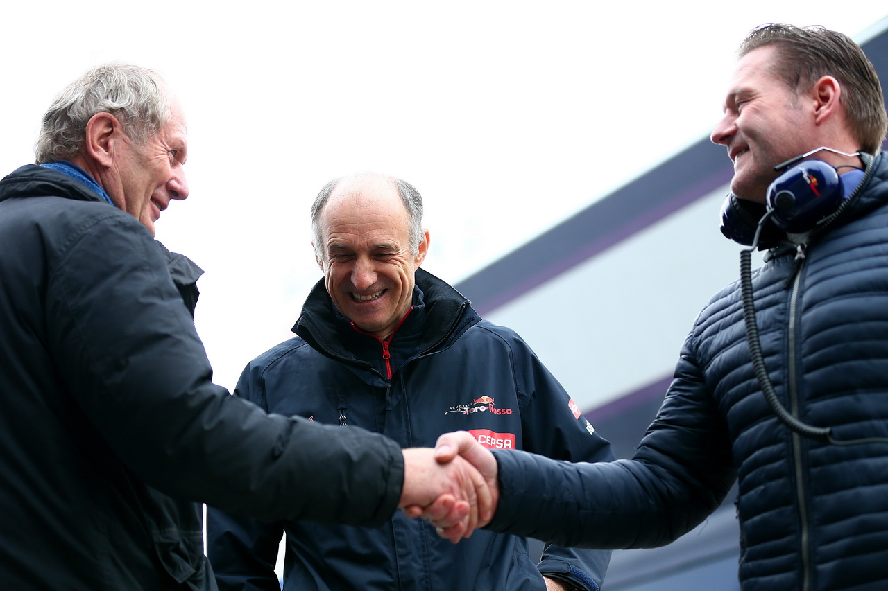 Helmut Marko si nepřeje, aby Toro Rosso jednalo samo o motorech pro svůj tým