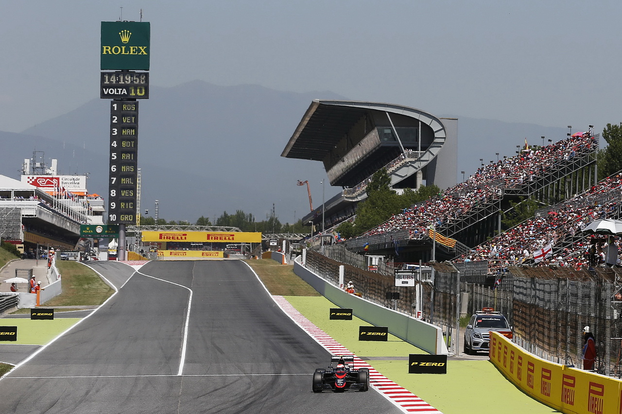 Circuit de Catalunya se opět stává dostaveníčkem F1 při předsezónních testech
