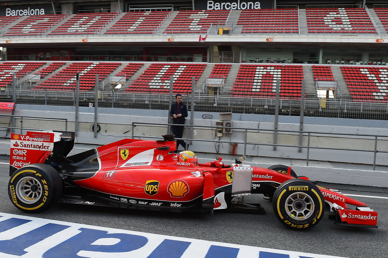 Esteban Gutiérrez při testech s Ferrari v Barceloně
