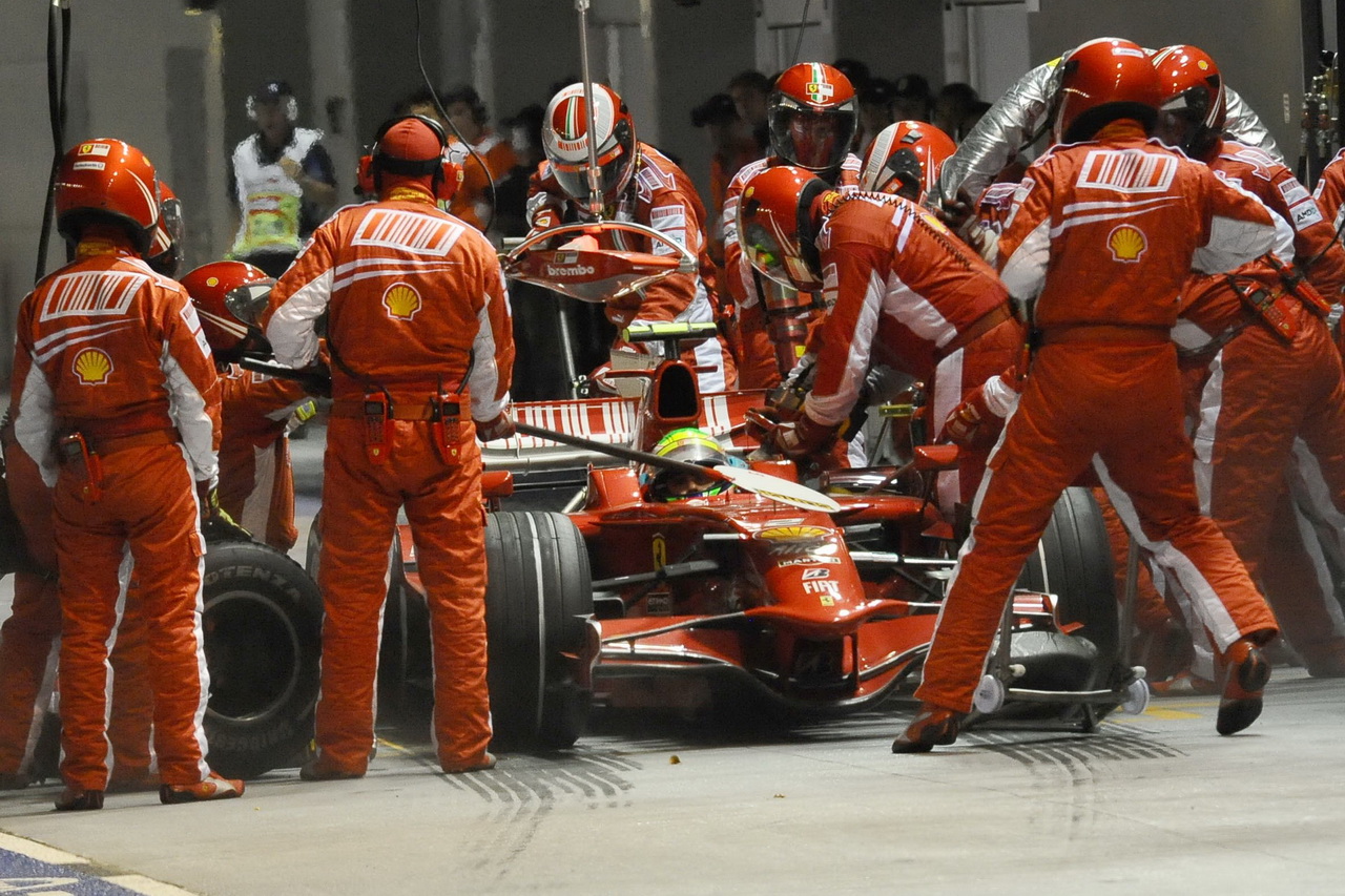 Nešťastné tankování Felipeho Massy v GP Singapuru 2008