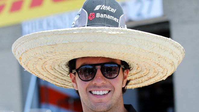 Sergio Pérez je před rakouskou Grand Prix v dobré náladě.