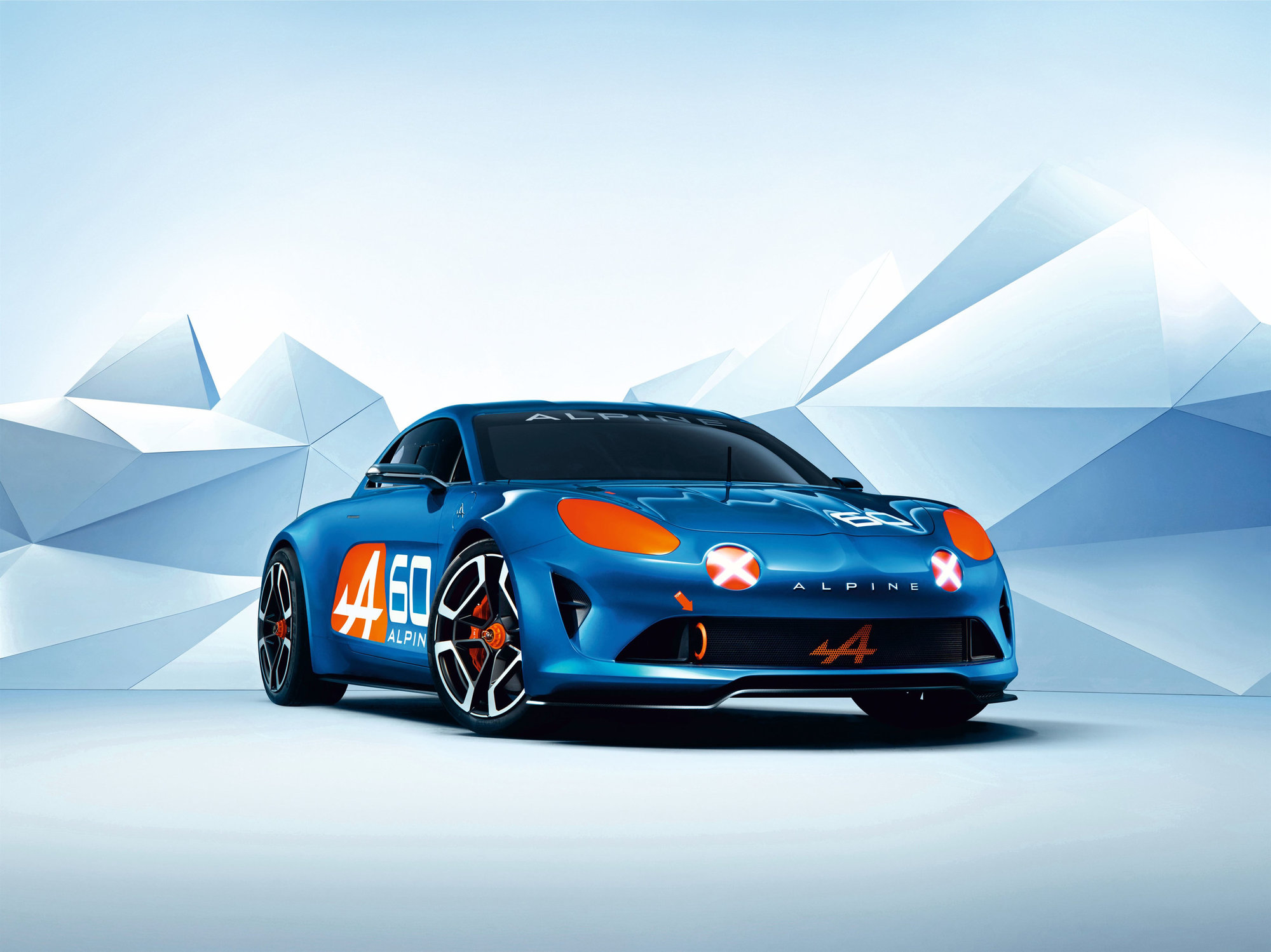 FOTO: Nový vůz Alpine byl představen v Le Mans