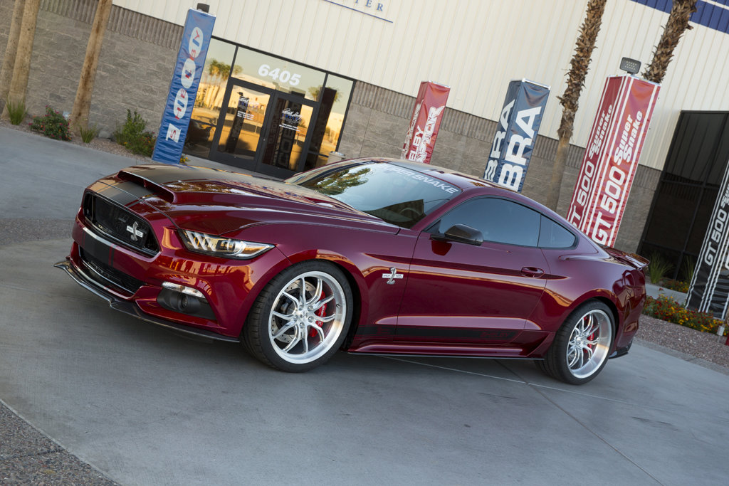 Nový Super Snake je postaven na základu vozu Mustang GT 2015