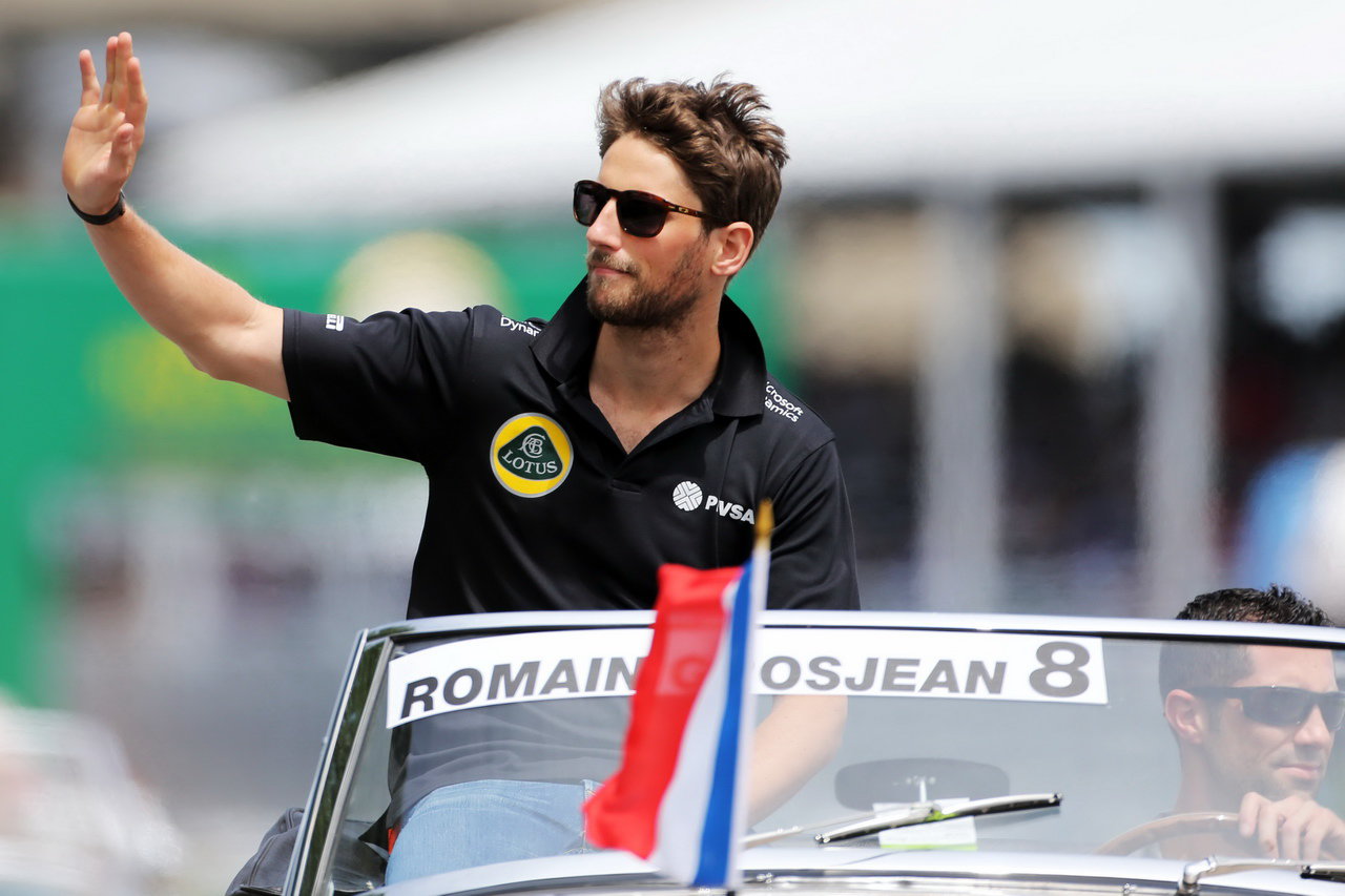 Grosjean věří v návrat Renaultu s vlastním vozem
